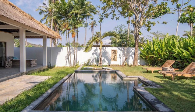 AMAZING VILLA OCEAN ESSENCE SEA BREEZE SELONG BELANAK BEACH in SELONG BELANAK