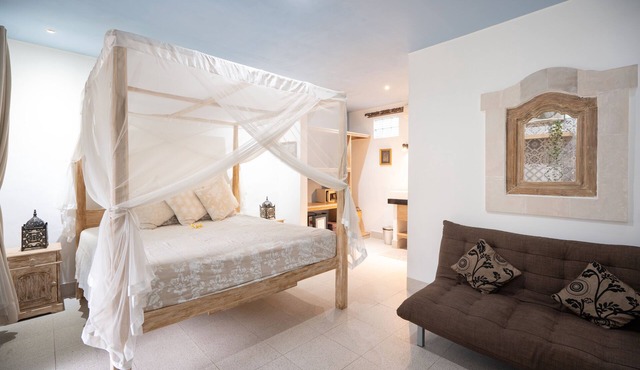 Angel House Ubud; Eco Villa 'Sandat suite' 2 adults in Ubud