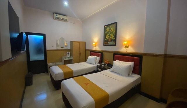 Anggraeni Hotel Ketanggungan in Ketanggungan