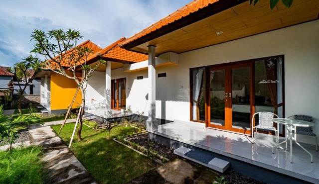 Anugrah Sari Homestay by WizZeLa in Nusa Lembongan