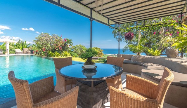 Apartment With Sea & Rice Field View in Buleleng