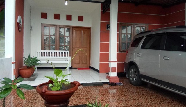 Argolawu Homestay in Tawangmangu