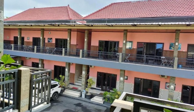 Aris Hotel Tabanan in Tabanan