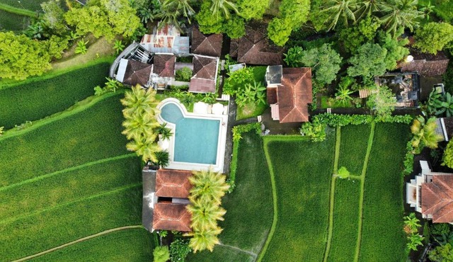 Atres Villa in Munduk