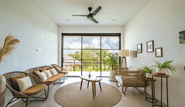 Aviela 3BR Villa w/Sauna, 5 Mins to Bingin Beach in Badung