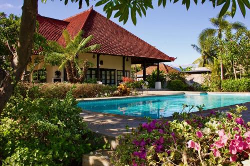 Bali Seaview Villa Namaste & Guesthouses in Banjar