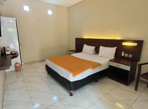 Bandengan Beach Hotel Jepara 2 in Kesembu