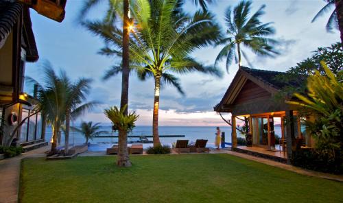 Bayshore Villa in Candidasa