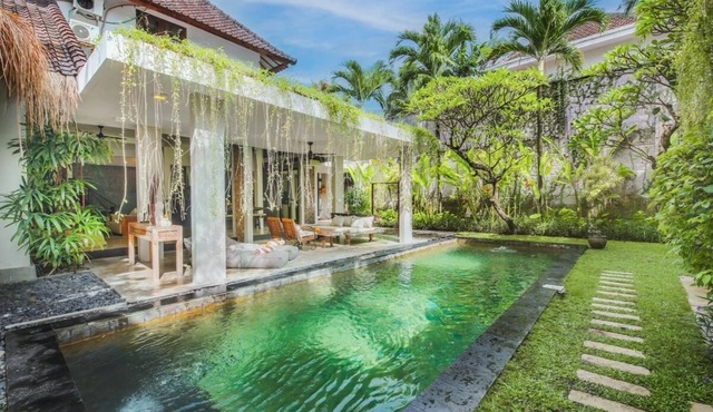 Beautiful 4 Bedroom Villa, Oberoi in Seminyak