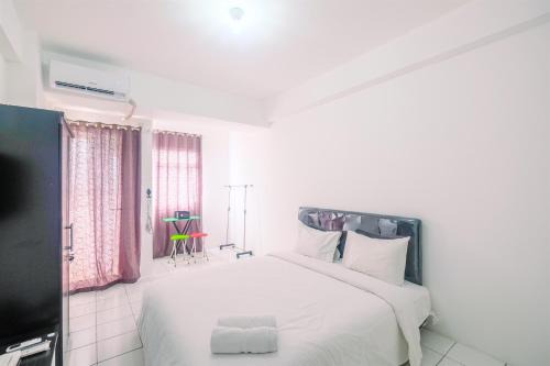 Beautiful Studio at Gunung Putri Square Apartment By Travelio in Bogor