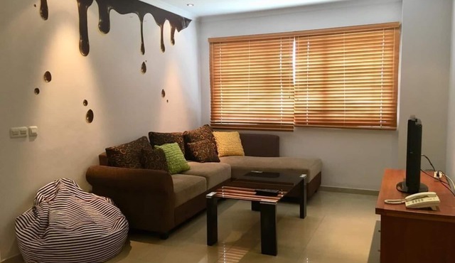 Beautifully presented spacious 2 bedroom apartment in Senayan area in Jakarta