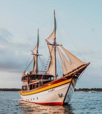 Behike Luxury Phinisi in Labuan Bajo