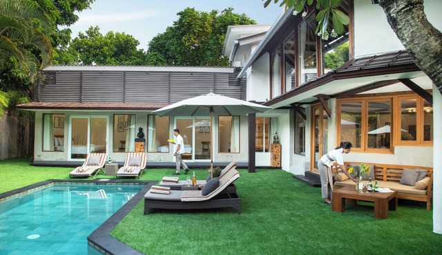 BEST LOCATION! 7 BEDR/7.5 BATH POOL VILLA/SEMINYAK in Bali