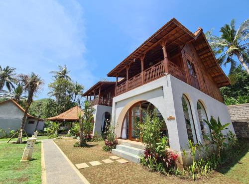 Bhalance Retreat in Padangbai