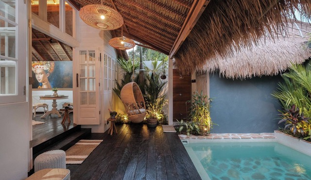 " BLISS" A COUPLES ESCAPE TO LUXURY . Where luxury meets tranquility . in Praya Barat