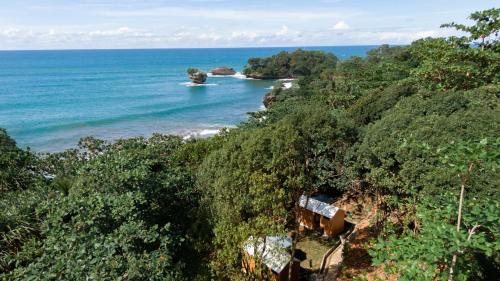 Bobocabin Madasari, Pangandaran in Bulakbenda