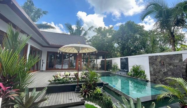 "Boho Bellissimo: Your Luxurious Boho-Chic Villa Retreat in the Heart of Bali" in Bali