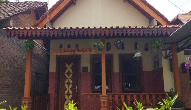 Borobudur Kampung Homestay - MARKONI in Kembanglimus