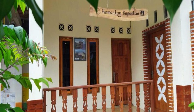 Borobudur Kampung Homestay - SUPARLAN in Kembanglimus