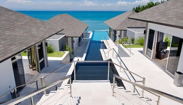 Breathtaking Clifftop 4BR Villa, Uluwatu! - 5Min Drive To Uluwatu Temple! W/Pool in Uluwatu