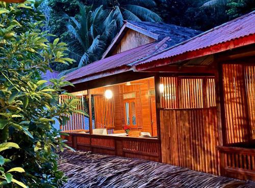 Bunaken Guesthouse The Queen's in Bunaken
