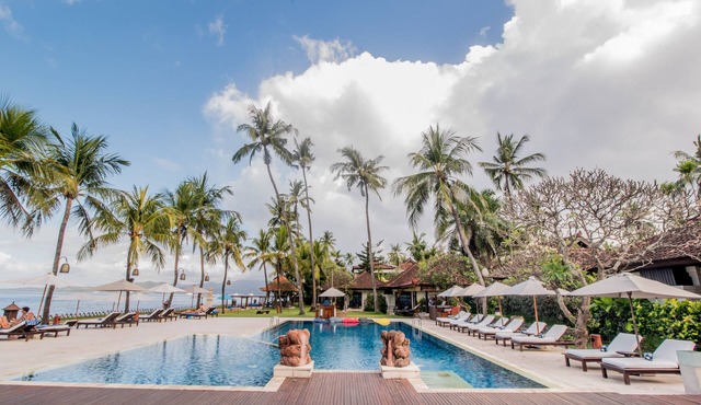 Candidasa Ocean Front Resort - Family Room 4 in Manggis