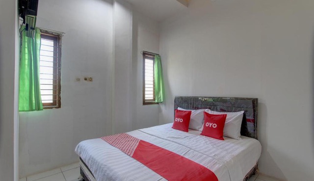 Capital O 91690 Moza Guest House in Klaten