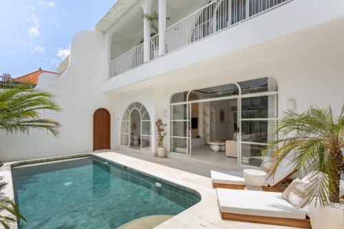 Casa Bella II - Pool Villa near Finns & Atlas in Canggu