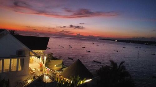 Ceningan Beachside Villas in Nusa Lembongan