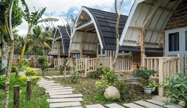 Charming bungalow in lovely Lombok ,Nusa Tenggara Bar. with WiFi, AC in Lombok Timur