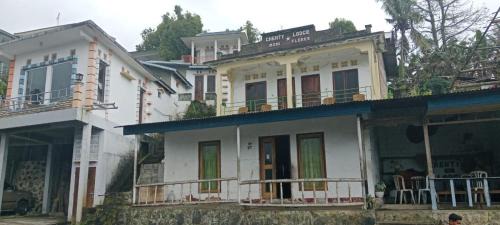 CHENTI LODGE KELIMUTu in Kelimutu