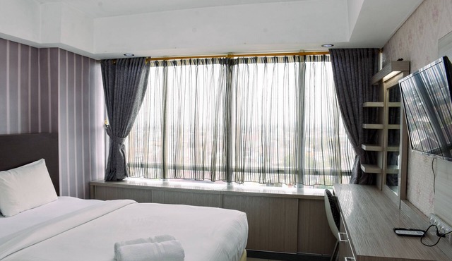 Chic and Cozy 1BR Apartment at H Residence near MT Haryono in Jakarta
