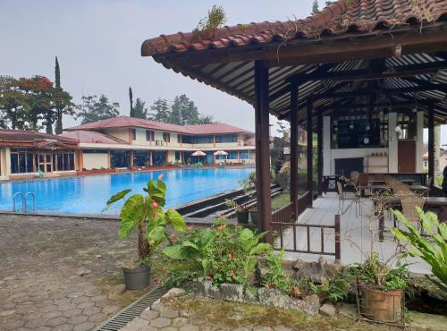 Cisarua Indah Cottage in Brujul