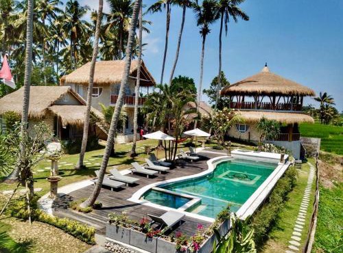 Coco Verde Bali Resort in Tanah Lot