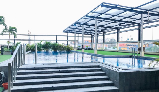 Comfy 1BR Twin Tower Apartment in Surabaya