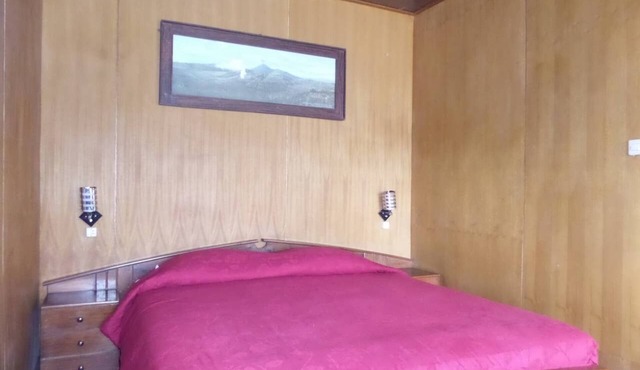 Cottage 4 Pax at Lava Lodge in Sukapura