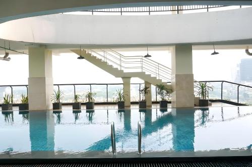 Cozy 1BR Apartment at Atlanta Residences in Depok Jakarta, West Java by Leciel Hospitality in Pondokcina