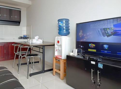 COZY 2BR Pinewood Apt Jatinagor with Wi-Fi n Pool by 2ndHome in Cilimus 2