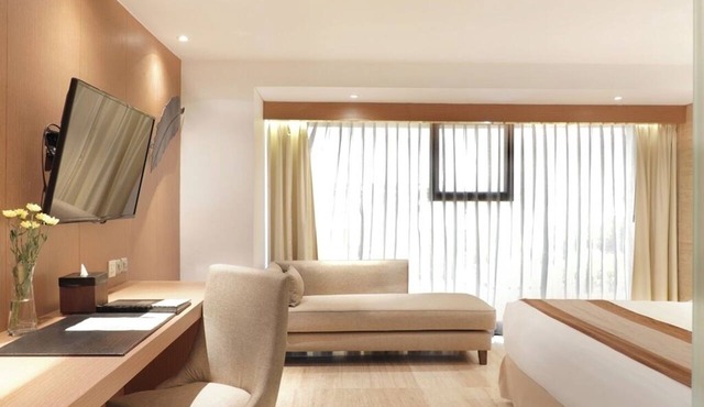 Cozy Deluxe Room near Potato Head in Badung
