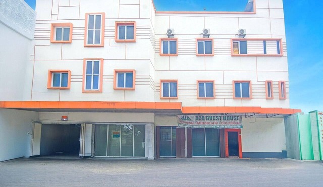 Cozy Double Near Panakkukang Mall in Makassar
