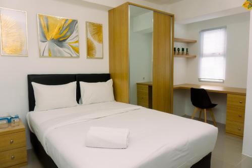 Cozy Studio at Urbantown Serpong Apartment By Travelio in Tangerang