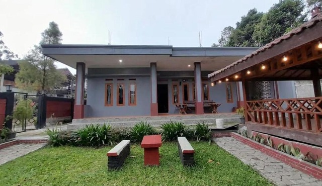 Cozzy Darmaga Palayangan Pangalengan in Pangalengan