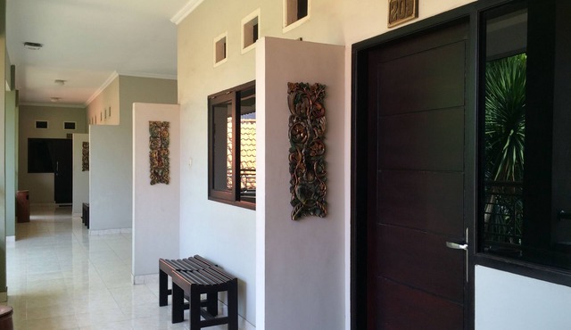 Crown Hotel in Mataram