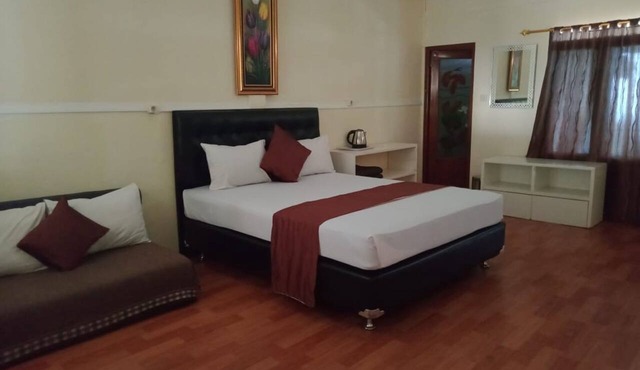 Cunang Hill Hotel & Resort in Cilobak