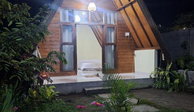 D' ROSTA Bungalow in Masbagik
