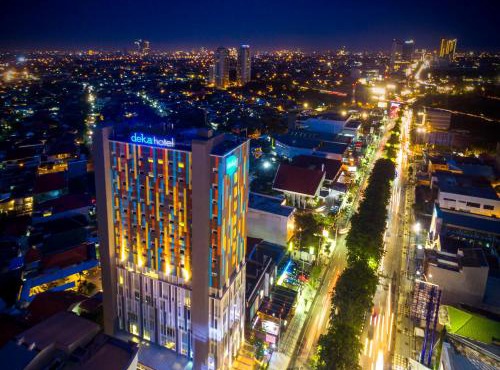 Deka Hotel Surabaya HR Muhammad in Surabaya
