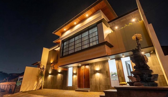 Dekade Living in Denpasar