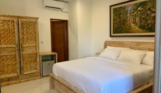 Deluxe Double Room with Balcony at Mandala Home Stay in Bali