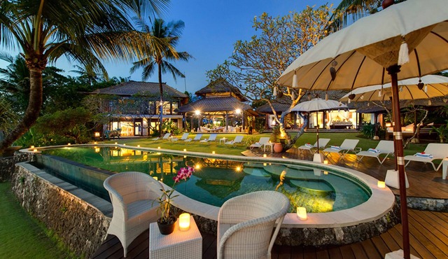 Elegant Beachfront Escape with Pool – Bali Villa 1046 in Bali
