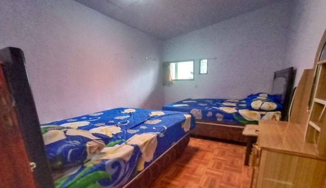 Elen Villa with Twin Room by Wizzela in Probolinggo